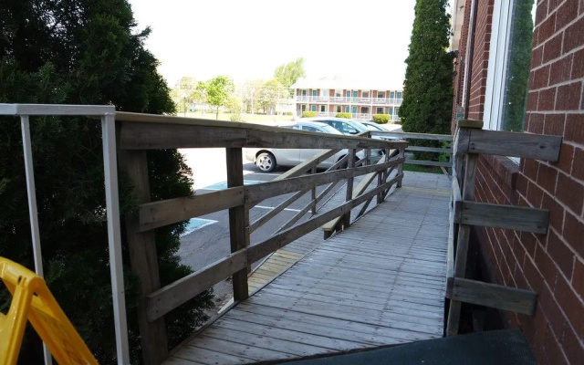 The Dutch Inn