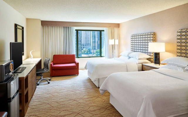 Sheraton Grand Chicago Riverwalk