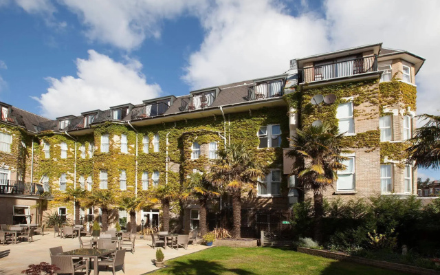 hotelImage