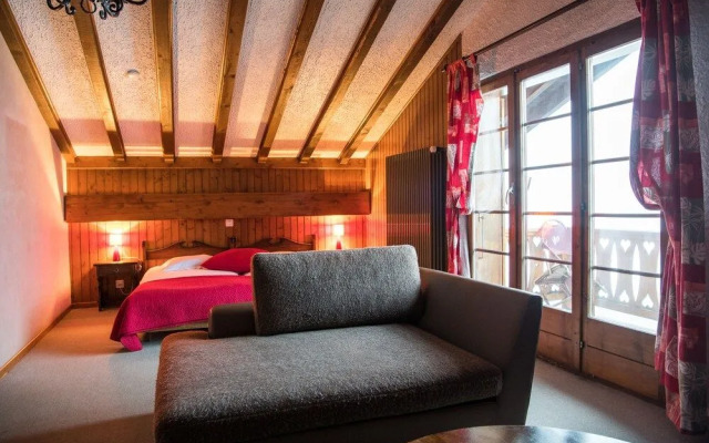 Shed HOTEL