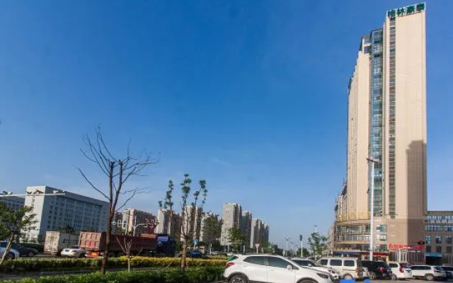 Huaiyuan Hualun Hotel