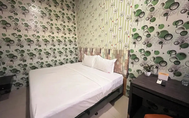 Louise Hotel