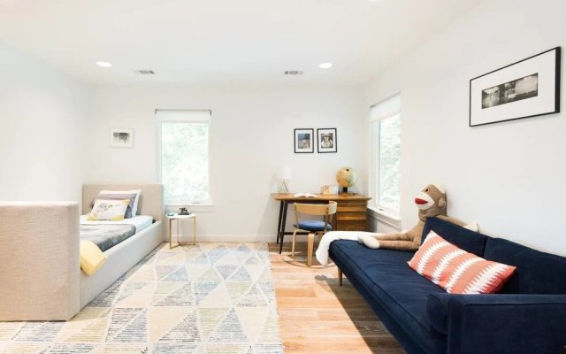 Artistic Home With Large Private Backyard