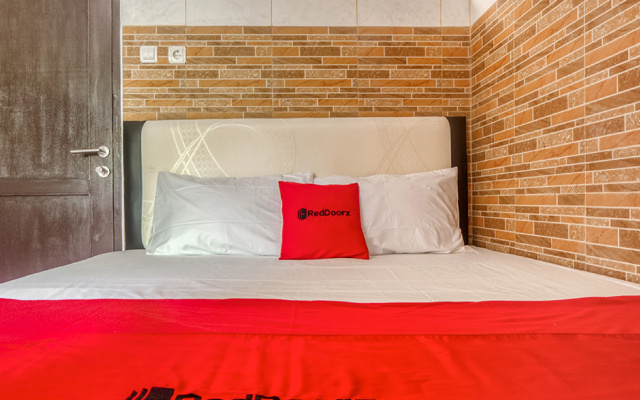 RedDoorz @ Panglima Polim 2