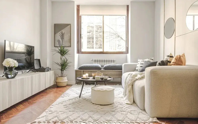 Raja - 2 Bedrooms Apartment in Almagro