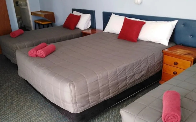 Altona Motel