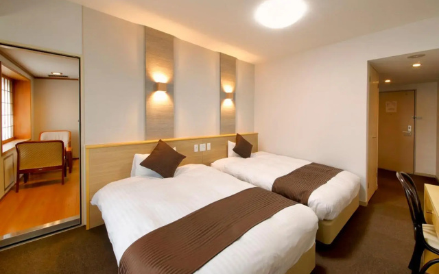 Iwaki Yumoto Onsen Hotel Palm Spring
