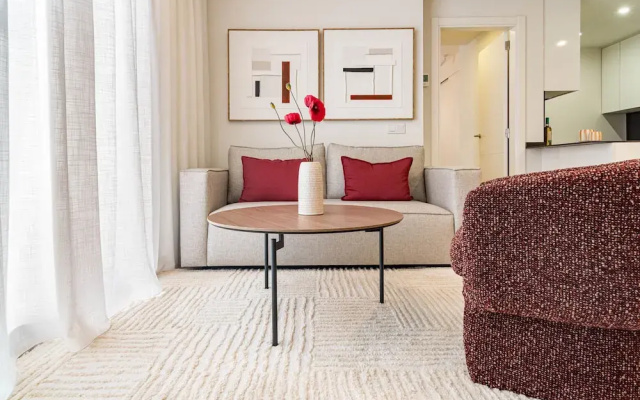 Le2c- Modern, New-build Apartment near the beach