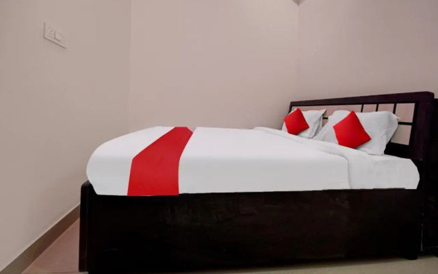 OYO Flagship 80528 Hotel Manisha Palace