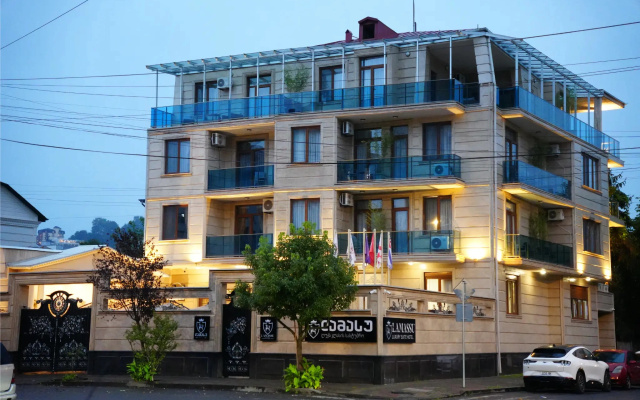 Hotel exterior · Batumi — photo 7