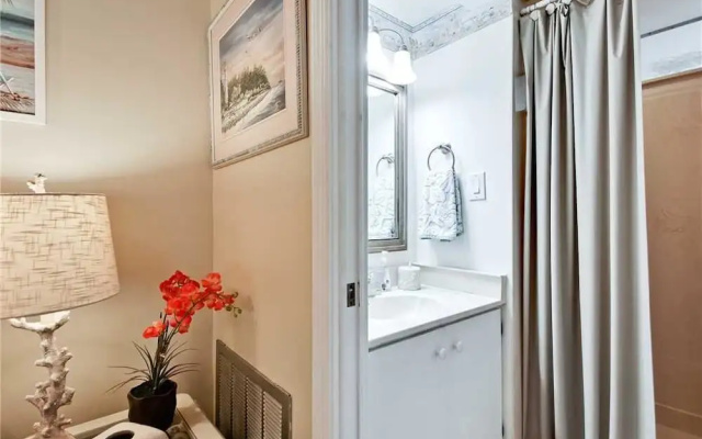 Beachaven 52 - One Bedroom Condo