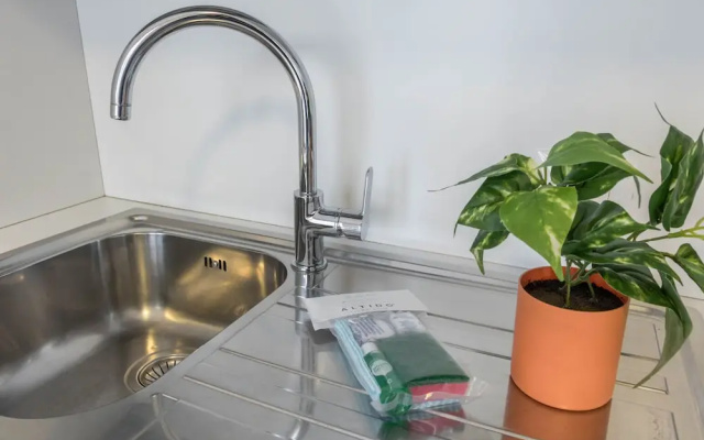 JOIVY Superb Flat For 4 W/Balcony Near Milano Centrale