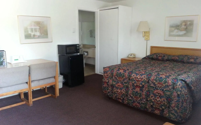 The Crow Peak Lodge