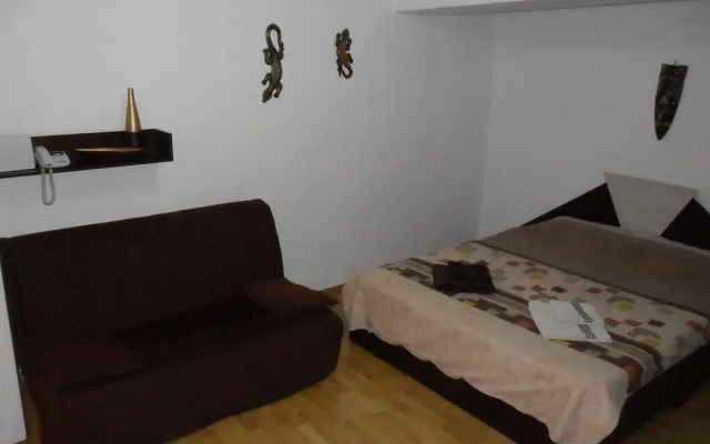 Victoriei Room