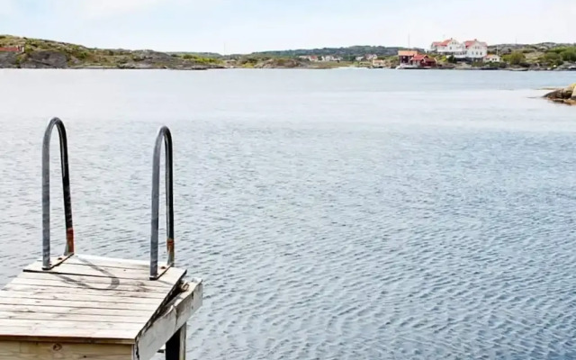 2 Person Holiday Home in Gullholmen