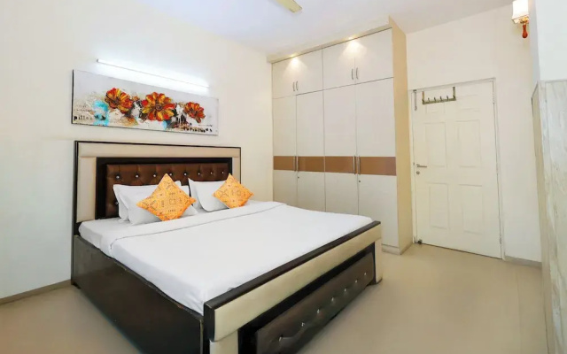 Golden Oak by Redolivenr. DLF Golf Course3bhk