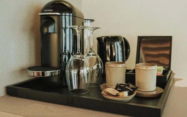 The Burgundy - Boutique B&B