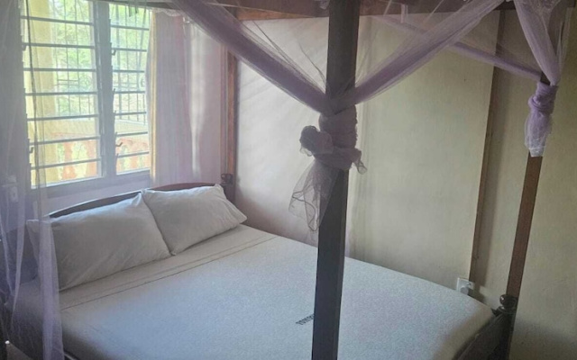 Yomoke Hotel Miritini