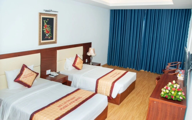 7S Hotel Pleiku & EM