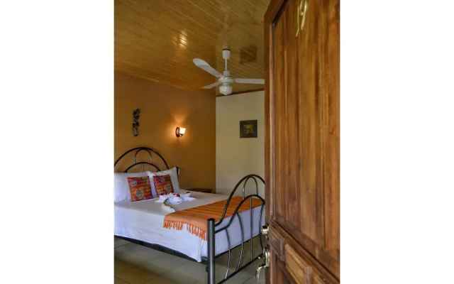 Hotel D'Lucia