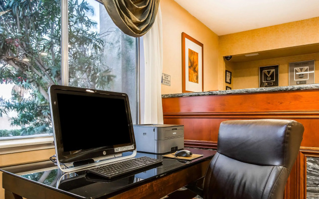 Quality Inn Near China Lake Naval Station