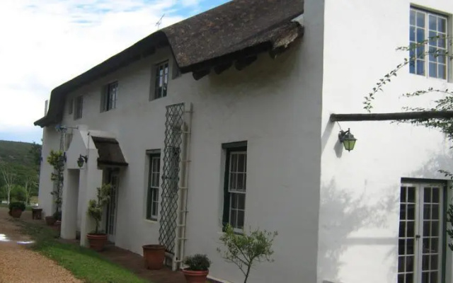 Stillbay River Lodge