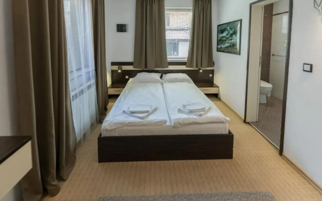 Guest House Khan Kadiata