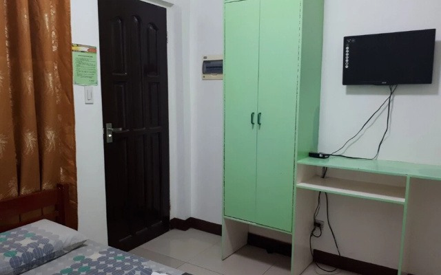 OYO 706 Bt Realty