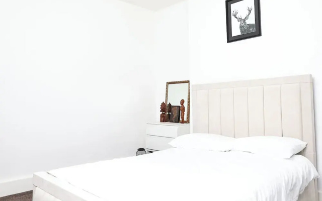Cozy 4-bed Cottage Garden Walk to River Thames
