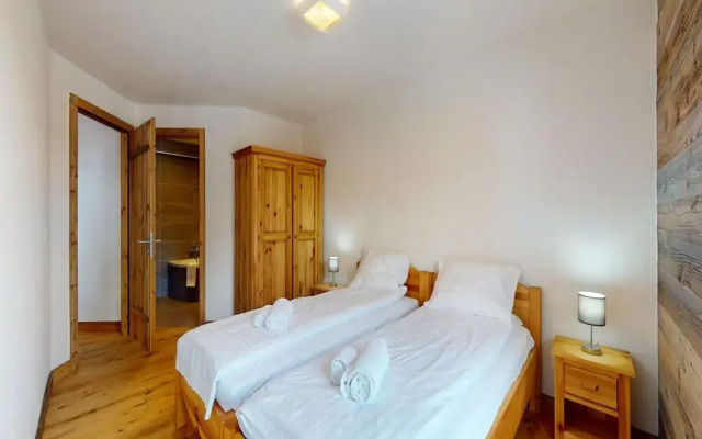 Apartment in Ski In Ski Out Location