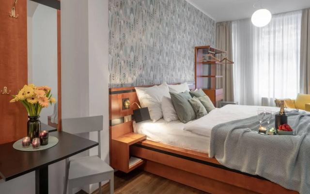 4 Elements Apartments