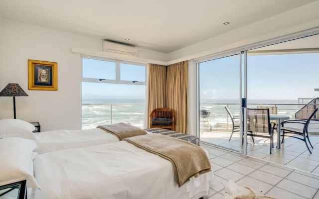 Immaculate Penthouse w Views Splash Pool CBT Penthouse