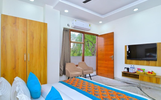 Hotel The Param Continental