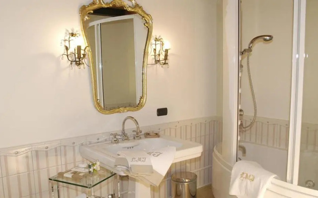 Hotel Locanda Dei Mai Intees