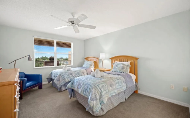 La Contessa 307 by Distinctive Beach Rentals