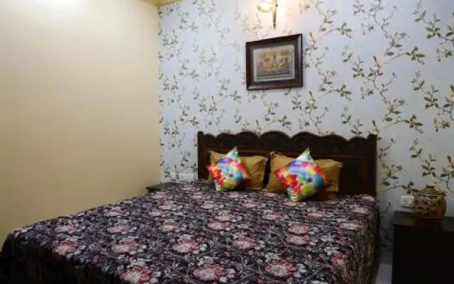 Aura Homestay Royal Villa