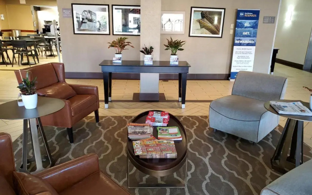 Best Western Harrisburg North