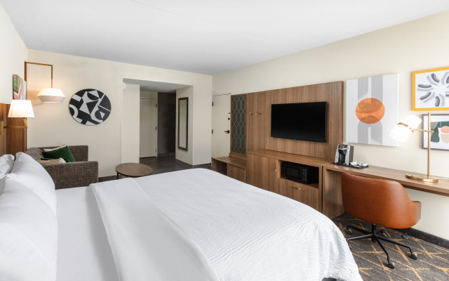 Holiday Inn Hotel & Suites Springfield - I-44 by IHG