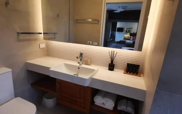 Luxury by the Basin