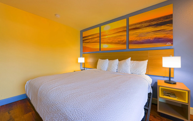 Econo Lodge Lincoln City