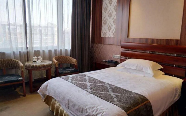 Panda Cub Hotel China West Normal University Branch