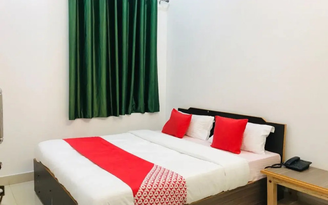 OYO 23054 Vishal Residency Barkot