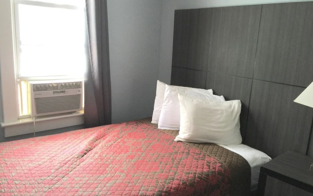HC-121 Beach Haus