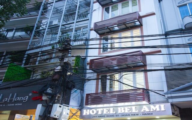 Hotel Bel Ami Hanoi вид на фасад