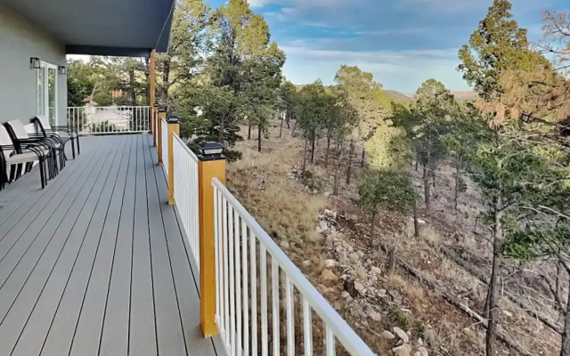Crown Jewel by Ruidoso Vacation Rentals