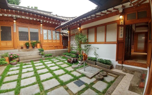 Отель Bukchon Sosunjae Южная Корея, Сеул - отзывы, цены и фото номеров - забронировать отель Bukchon Sosunjae онлайн вид на фасад