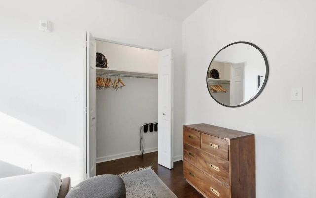 Apex Executive Apartments - 110 30th Ave