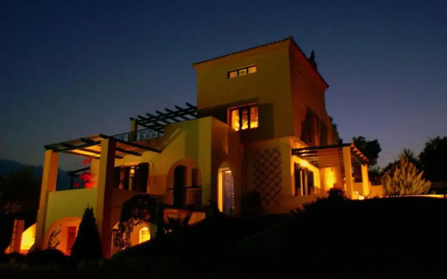 Villa Aerides