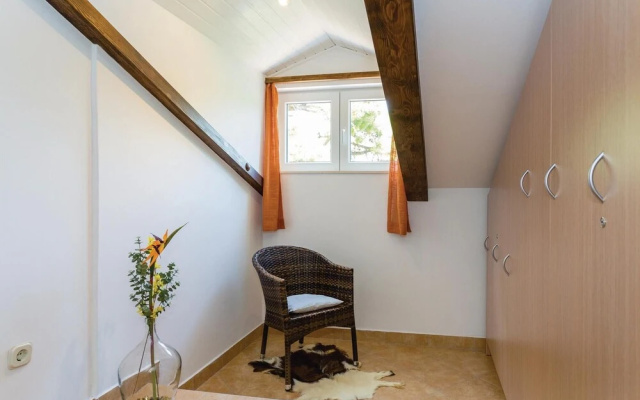 Nice Home in Dubrovnik With Wifi and 1 Bedrooms