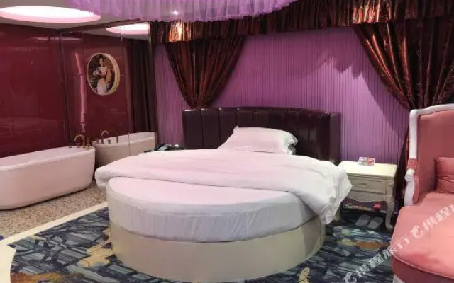 365 Siji Hotel